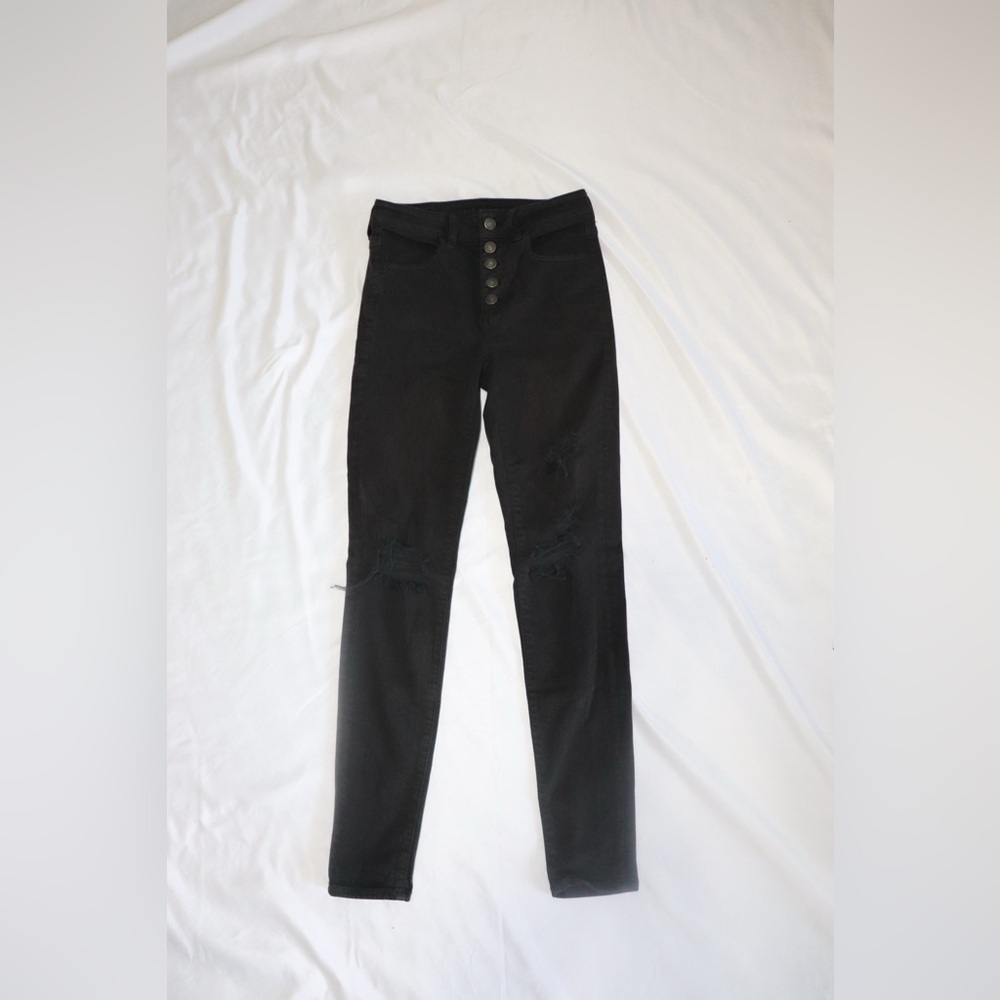 American Eagle Women's Black Distressed Jeans